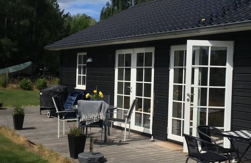 Hundested House | Only 400 meters from the water is this lovely and cozy holiday home in a lovely.