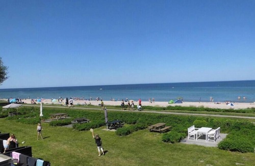 Hasmark Strand House | Only 50 meters to the beach. Enjoy being awakened by gentle waves.