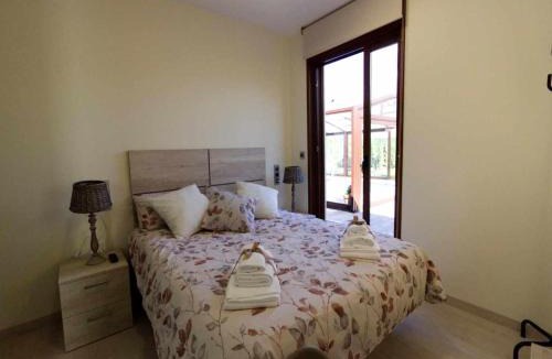 Barbadillo del Mercado House | Only adults rural house in Burgos