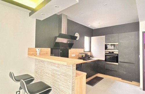 Castelsarrasin Apartment | Only You Spa and Sauna