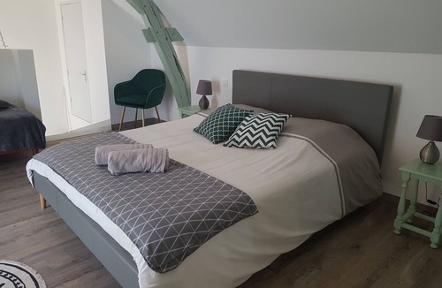 Theneuil Bed & Breakfast | Onna's bed and breakfast