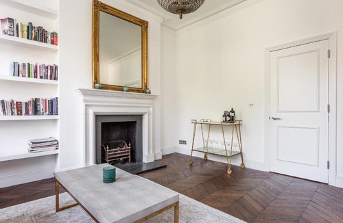 South Kensington Apartment | Onslow Gardens XXII by Onefinestay