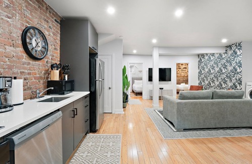 Latin Quarter Apartment | Ontario Loft Suites