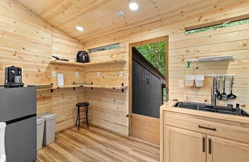 Silver Lake House | Opal Dome · Spacious Stay w/AC, Hot Tub & Sauna