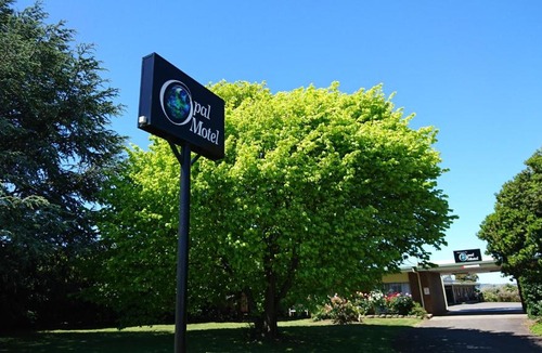 Leongatha Hotel | Opal Motel