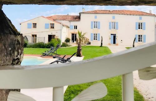 Vergne House | Opaline à la Rochelle