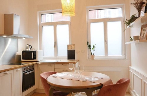 Wazemmes Apartment | OPARADI "Le Cocooning" - A peaceful and cosy refuge