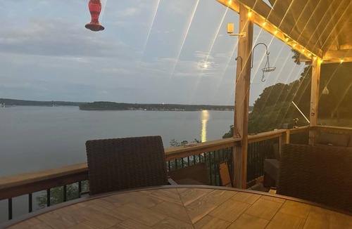 Copeland House | Open 4BR Floor Plan w/Awesome View of Grand Lake Huge Deck Great for Families