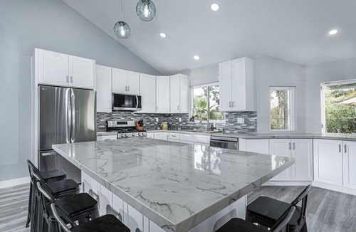 Aviara House | ~OPEN 5/18-20! Beachy Lagoon Getaway! Pool & Spa, Pets OK, Remodeled!~