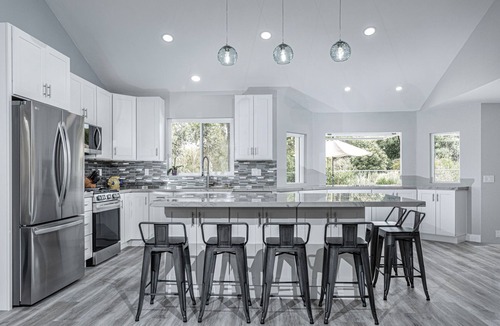 Aviara House | ~OPEN 5/18-20! Beachy Lagoon Getaway! Pool & Spa, Pets OK, Remodeled!~