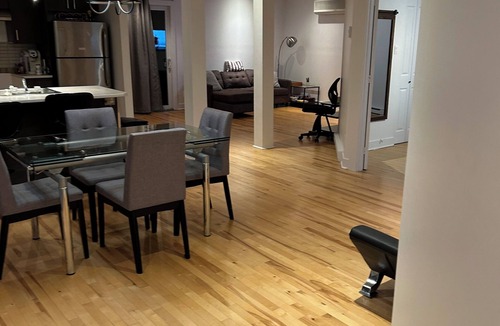 Chateauguay Apartment | Open Air Condo! EV Charging Station! Private courtyard, 10-minute casino
