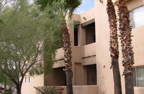 Town Center Condo | OPEN AND SPACIOUS - CLOSE TO EVERYTHING!