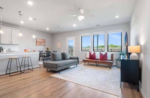 Buda House | Open Kitchen - Covered Patio - Community Pool