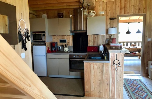 Chateau-Chervix Ski Chalet | Open Range (Sorrel Cottage)