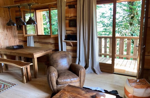 Chateau-Chervix Ski Chalet | Open Range (Sorrel Cottage)