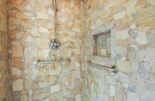 Blue Ridge House | Open Studio Lodge at Little Rock Creek