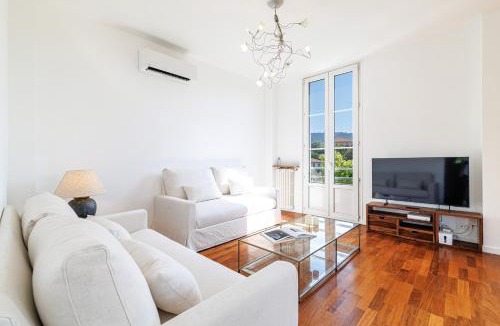 Cimiez Apartment | Open View Terrace - Wide 2 Bdr Quiet Area