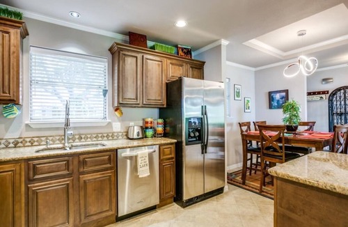 Kemp House | OPEN WATER VIEWS-HOT TUB-High Speed Internet-Sunsets