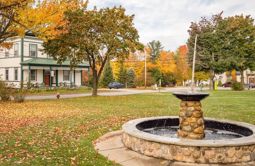 Bethel Condo | Opera House Loft 22- Downtown loft