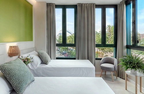 Penya-roja House | Opera House Valencia B&B