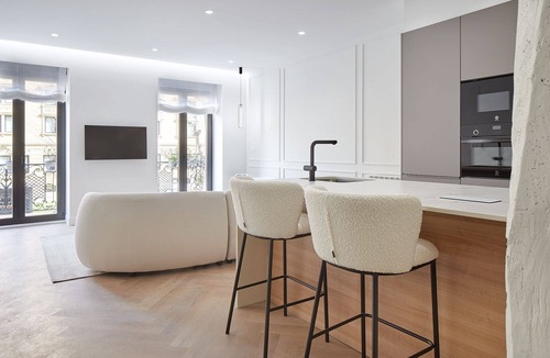 San Sebastian Centro Apartment | Opera | The Rentals Collection