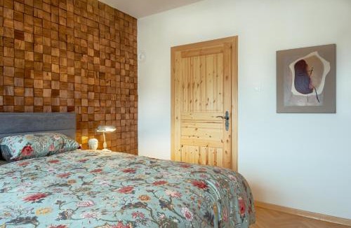 Jastrebarsko House | OPG Kuzmanović