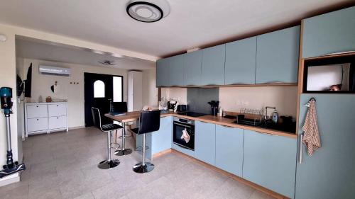 Boucau Apartment | Opporak
