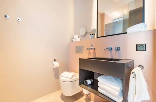 Glattbrugg Apartment | Optimum Nordic Pink - 124