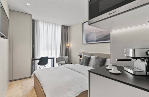 Glattbrugg Apartment | Optimum Nordic Pink - 126