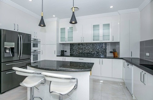 Main Beach Villa | Opulence By Khove