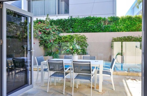 Main Beach Villa | Opulence By Khove