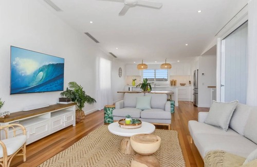 Kingscliff House | Opulence on Marine Parade