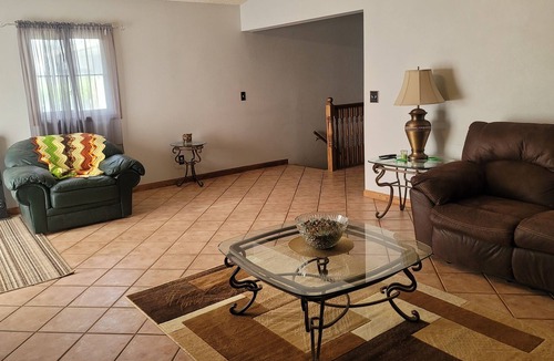 Benkelman House | Opulence The Secluded Sanctuary Sleeps 8
