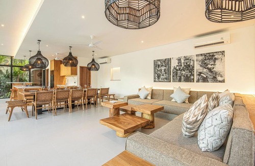 Batubelig Villa | Opulent 6BR Villa, 400m from Canggu Golden Shore