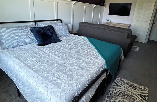 Clearfield House | Opuluxe Layton Luxury: Jacuzzi + Fire Pit