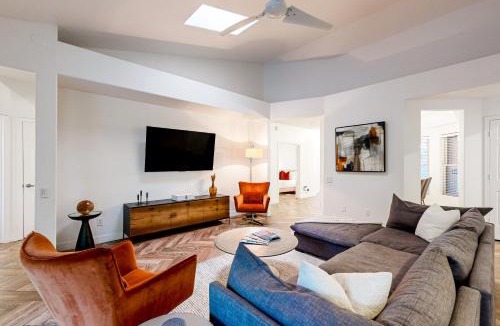 Paradise Valley Village House | Oraibi Oasis