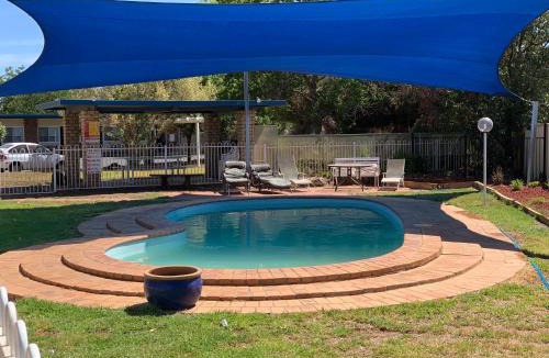 Gilgandra Hotel | Orana Windmill Motel