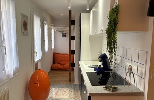 Clermont-Ferrand Apartment | Orange&Art