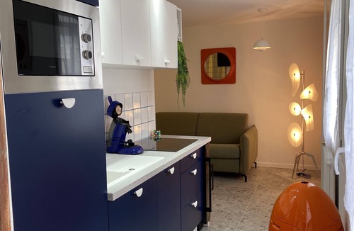 Clermont-Ferrand Apartment | Orange&Art