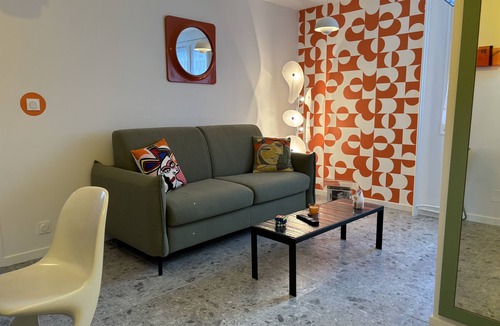Clermont-Ferrand Apartment | Orange&Art