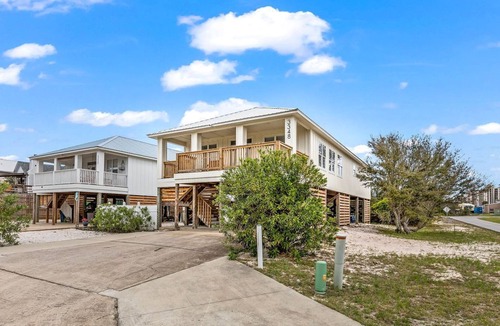 Orange Beach House | Orange Beach, 4 Master Suites, Deeded Beach Access, Walk to Beach & Marina