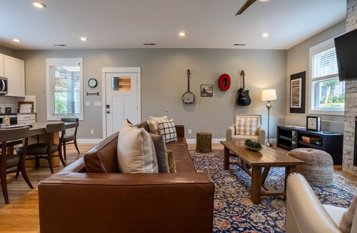 Woodfin Villa | Orange Blossom | Asheville Villa with Hot Tub