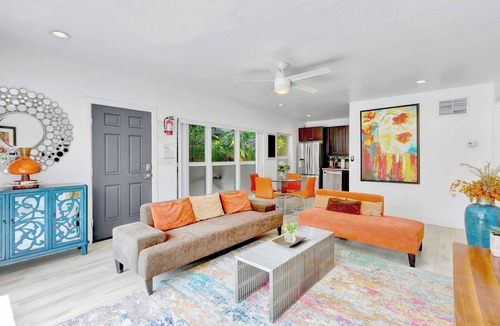Hendricks and Venice Isles Apartment | Orange Dream on the Water
