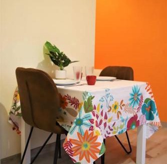 Plestan House | Orange