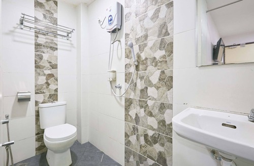 Kampung Tebat Kening Hotel | Orange Hotel Kuala Pilah