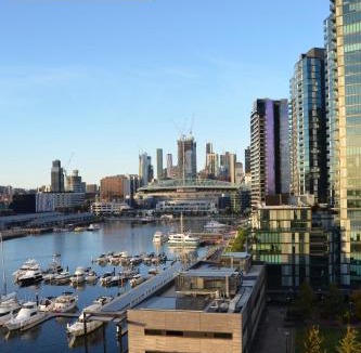 Docklands Apartment | Orange Stay at Collins Wharf