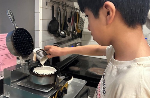 Theater District Hostel | Orange Village Hostel