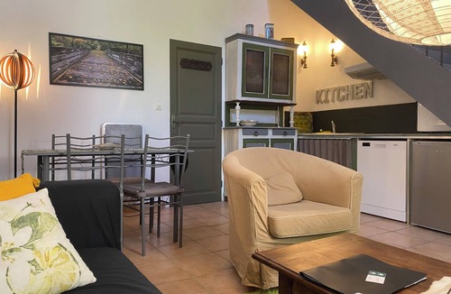 Cardet Apartment | Orangerie de Cardet - Holiday flat "Le Tilleul"