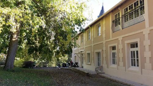 Clairac House | Orangerie du Château Marith - Tonneins Aiguillon Marmande - Séjour touristique et Soirée étape