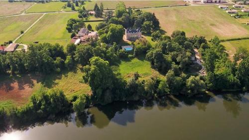 Clairac House | Orangerie du Château Marith - Tonneins Aiguillon Marmande - Séjour touristique et Soirée étape